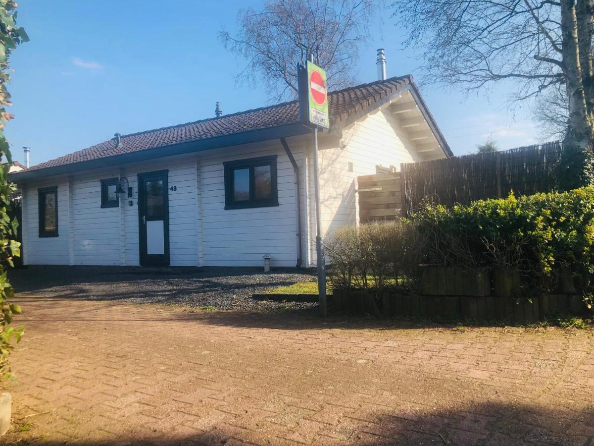 De Genten 2, Vakantiewoning Met Jacuzzi En Sauna Эрмело Экстерьер фото