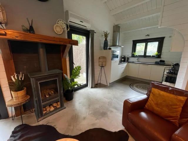 De Genten 2, Vakantiewoning Met Jacuzzi En Sauna Эрмело Экстерьер фото